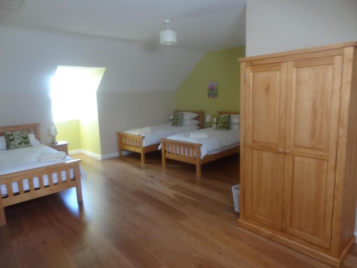 An Teach Glas Maghera  Buitenkant foto